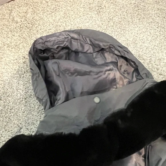 Nils brand ladies designer skiwear. - Picture 10 of 13